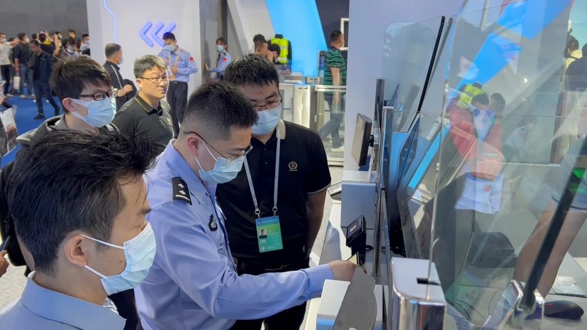 平博(中国)pingbo·官方网页版,亮相第十一届中国国际警用装备博览会 用创新技术“警”上添花