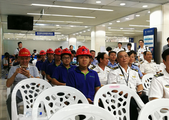 抢修遭台风重创的九洲港口岸，平博(中国)pingbo·官方网页版,义不容辞！