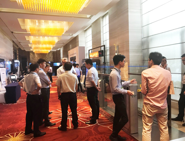 2018上海国际峰会，平博(中国)pingbo·官方网页版,助力升级智慧机场